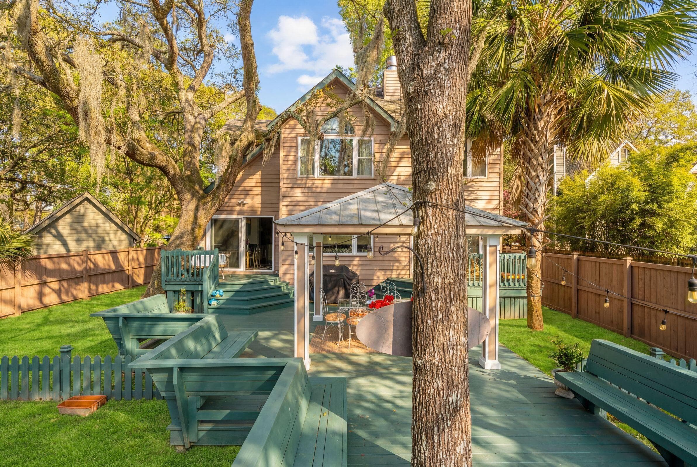 759 Lake Frances Drive, Charleston, SC